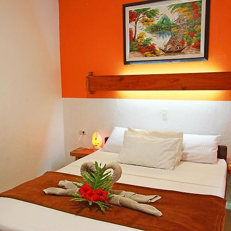 Sambag Hideaway Bungalows Moalboal Exterior photo