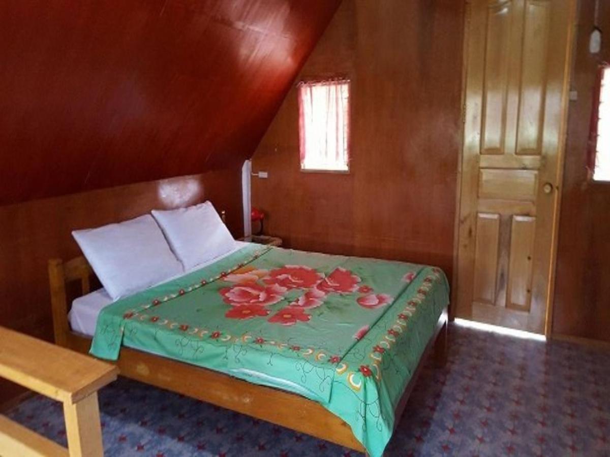 Sambag Hideaway Bungalows Moalboal Exterior photo