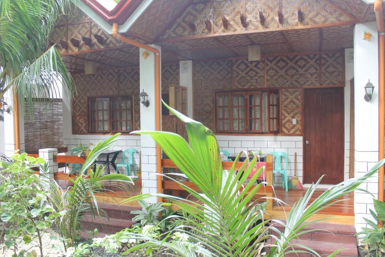 Sambag Hideaway Bungalows Moalboal Exterior photo