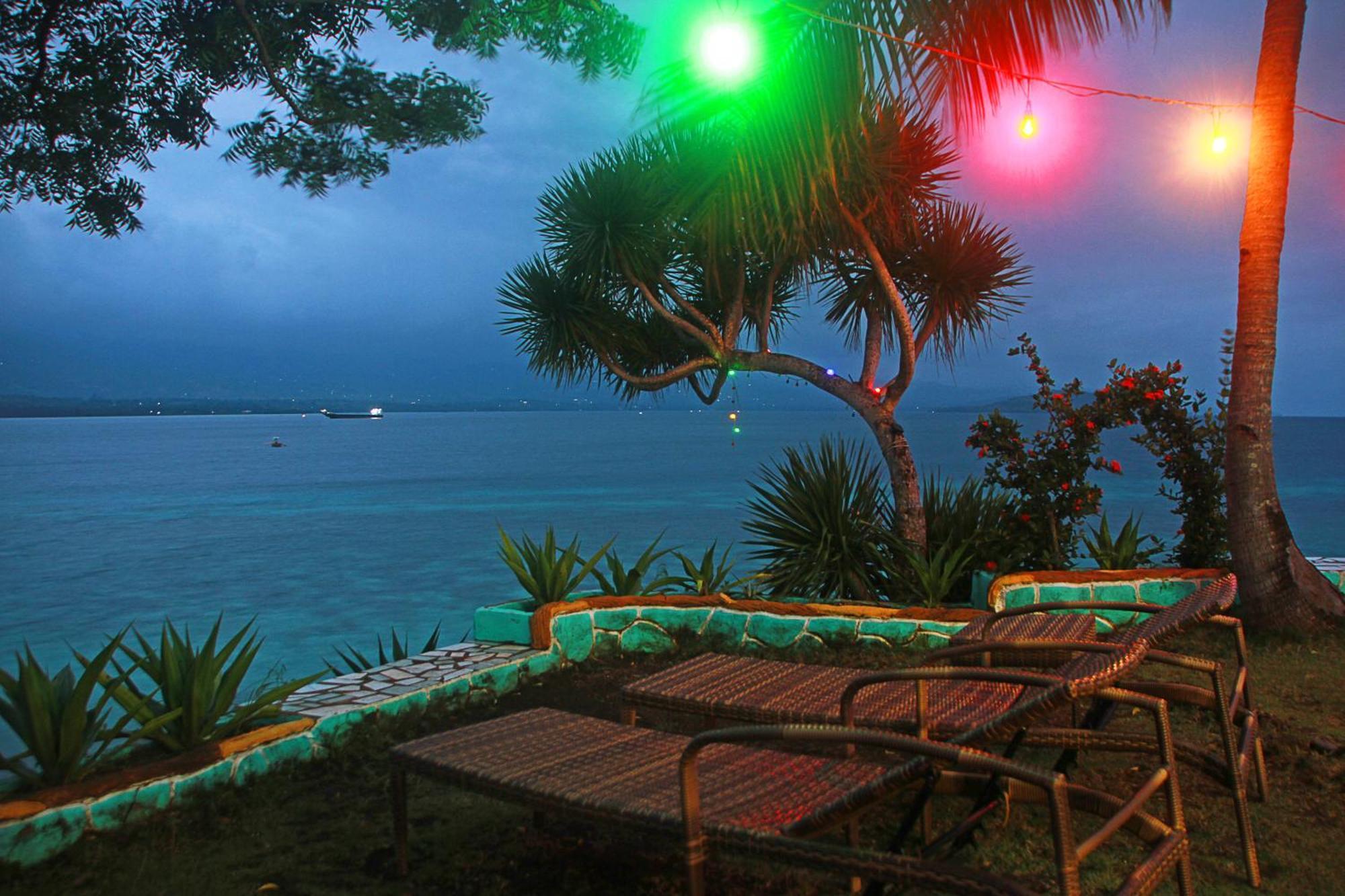 Sambag Hideaway Bungalows Moalboal Exterior photo