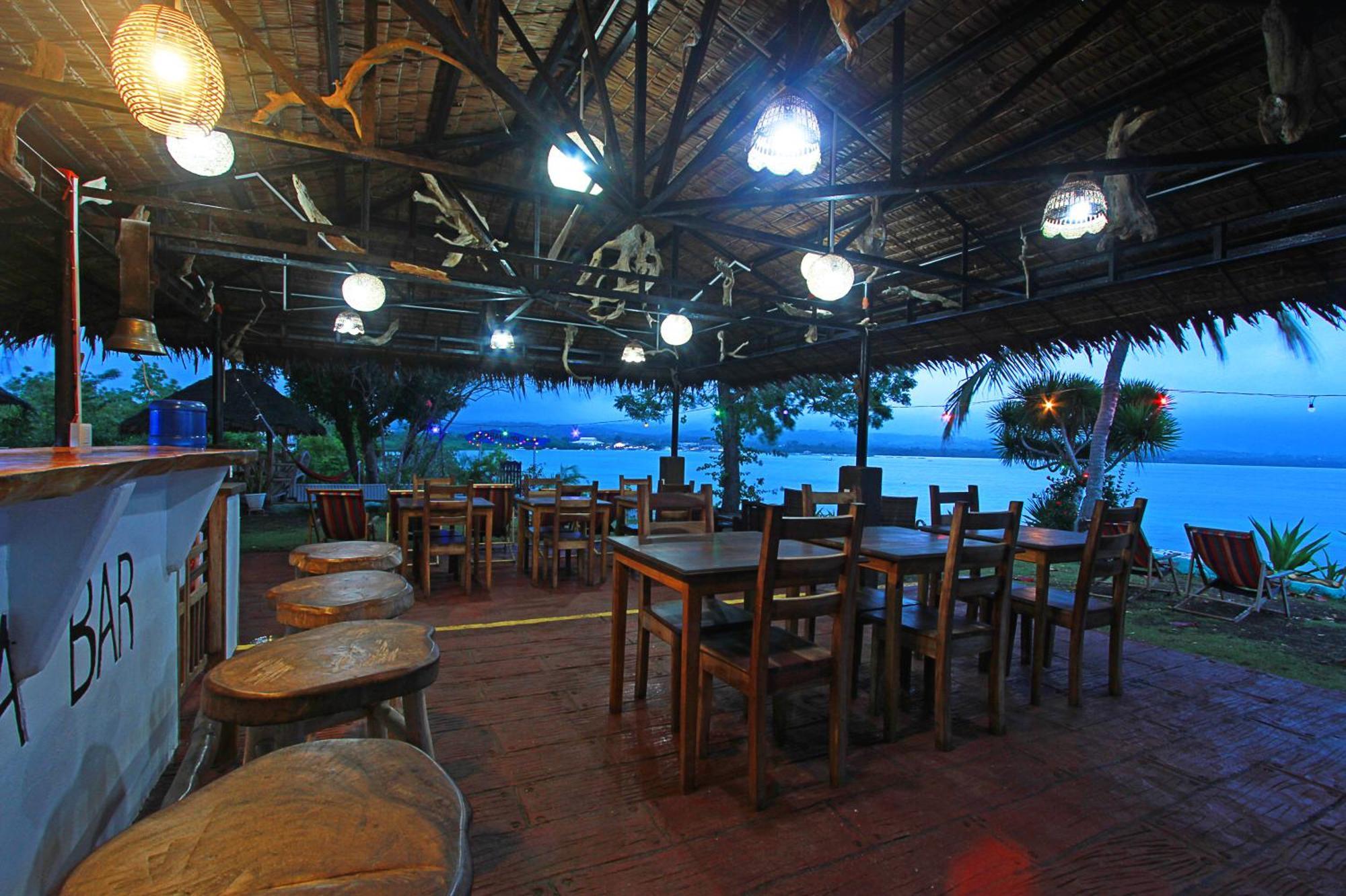Sambag Hideaway Bungalows Moalboal Exterior photo