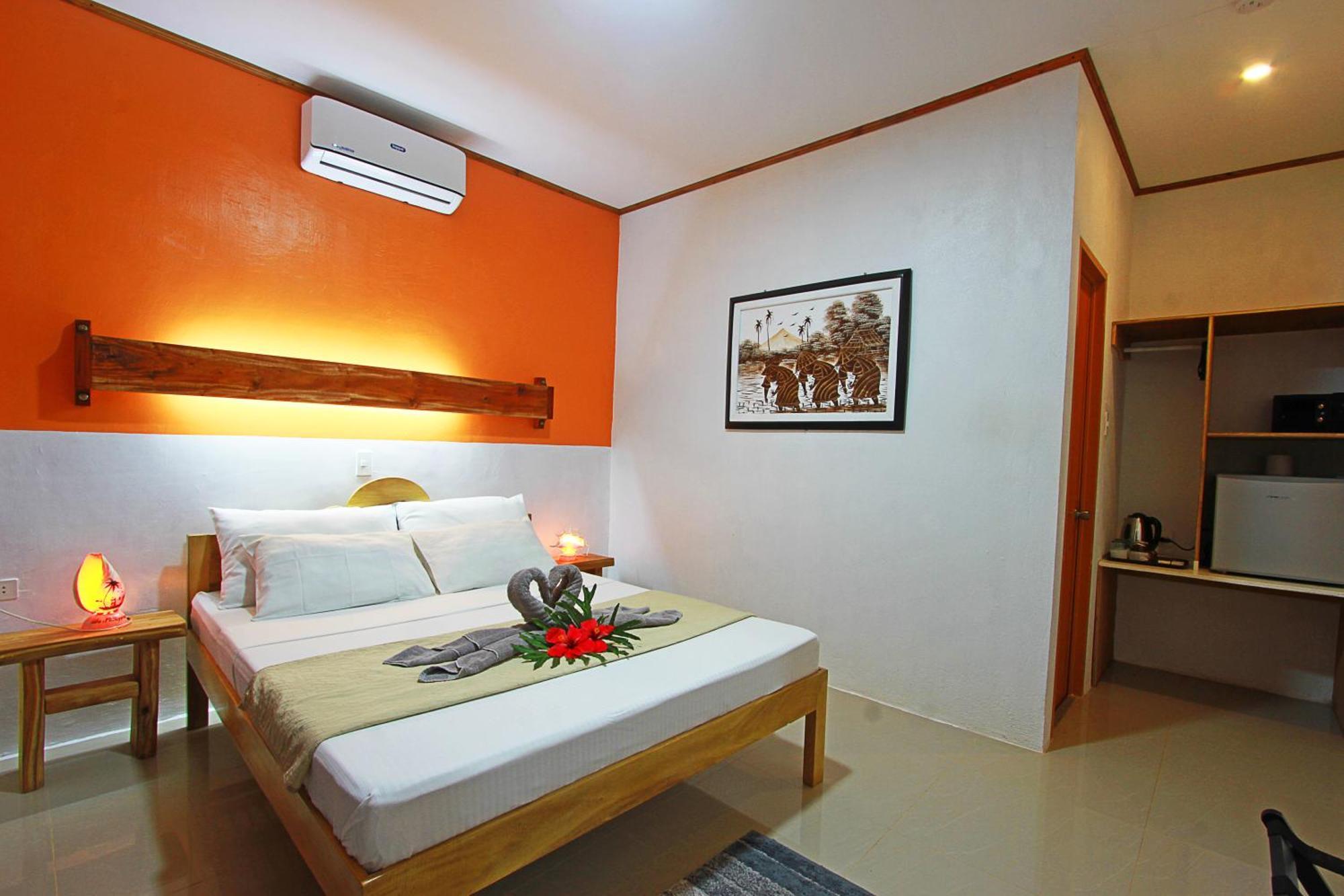 Sambag Hideaway Bungalows Moalboal Exterior photo