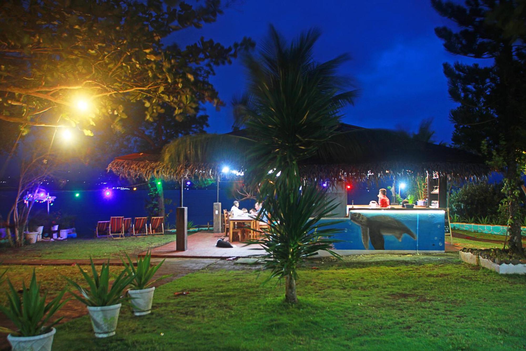 Sambag Hideaway Bungalows Moalboal Exterior photo